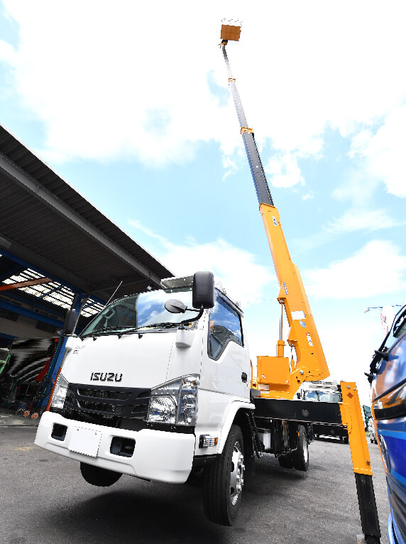 高所作業車の様子